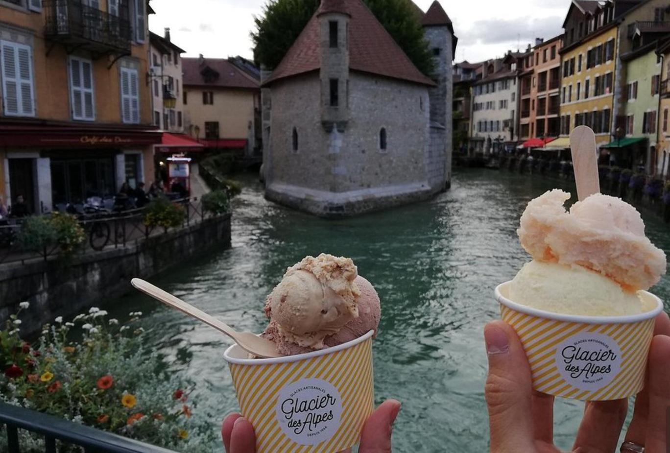 Night Desires Vieille Ville Annecy Charmant אנסי מראה חיצוני תמונה