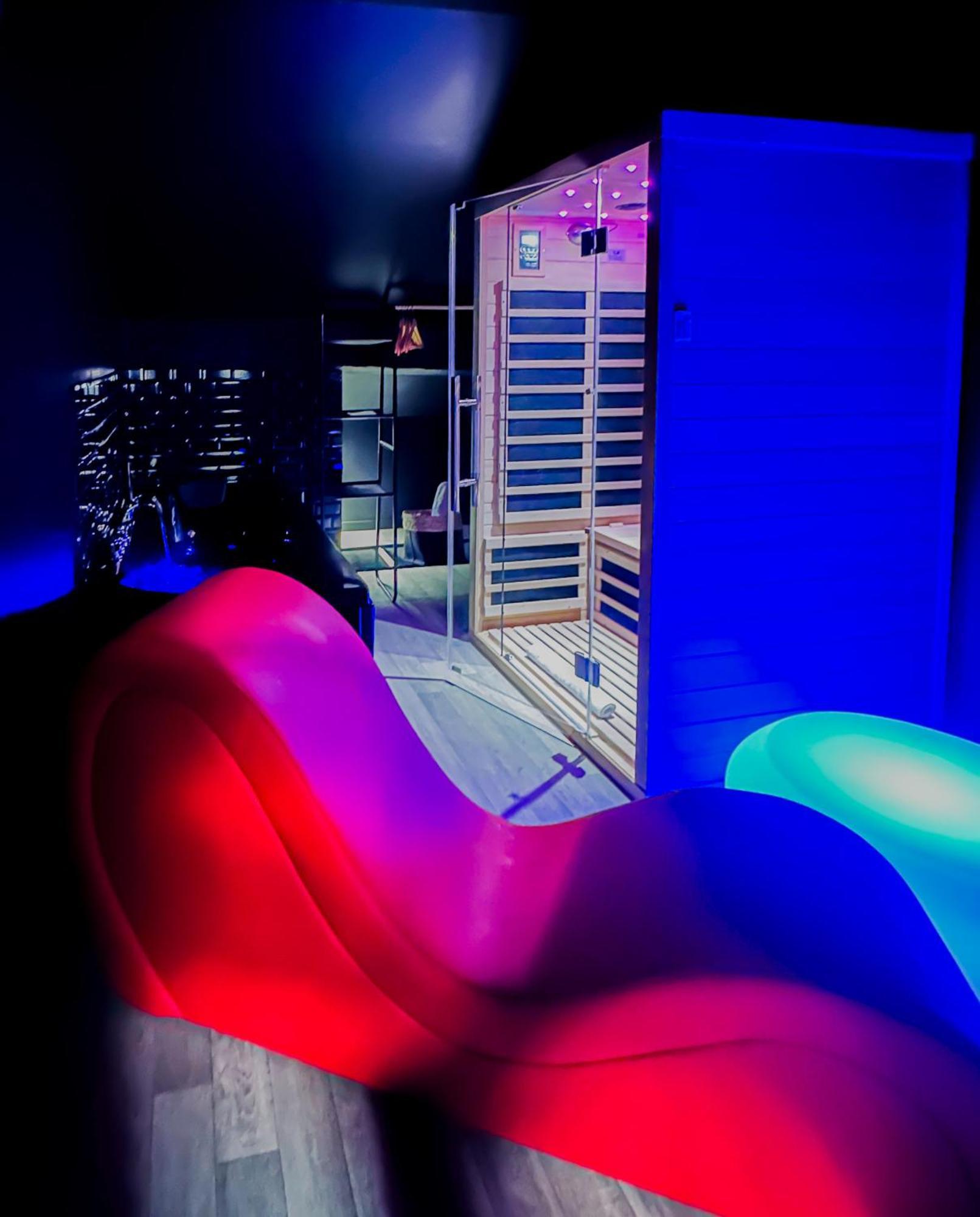 Night Desires Vieille Ville Annecy Charmant אנסי מראה חיצוני תמונה